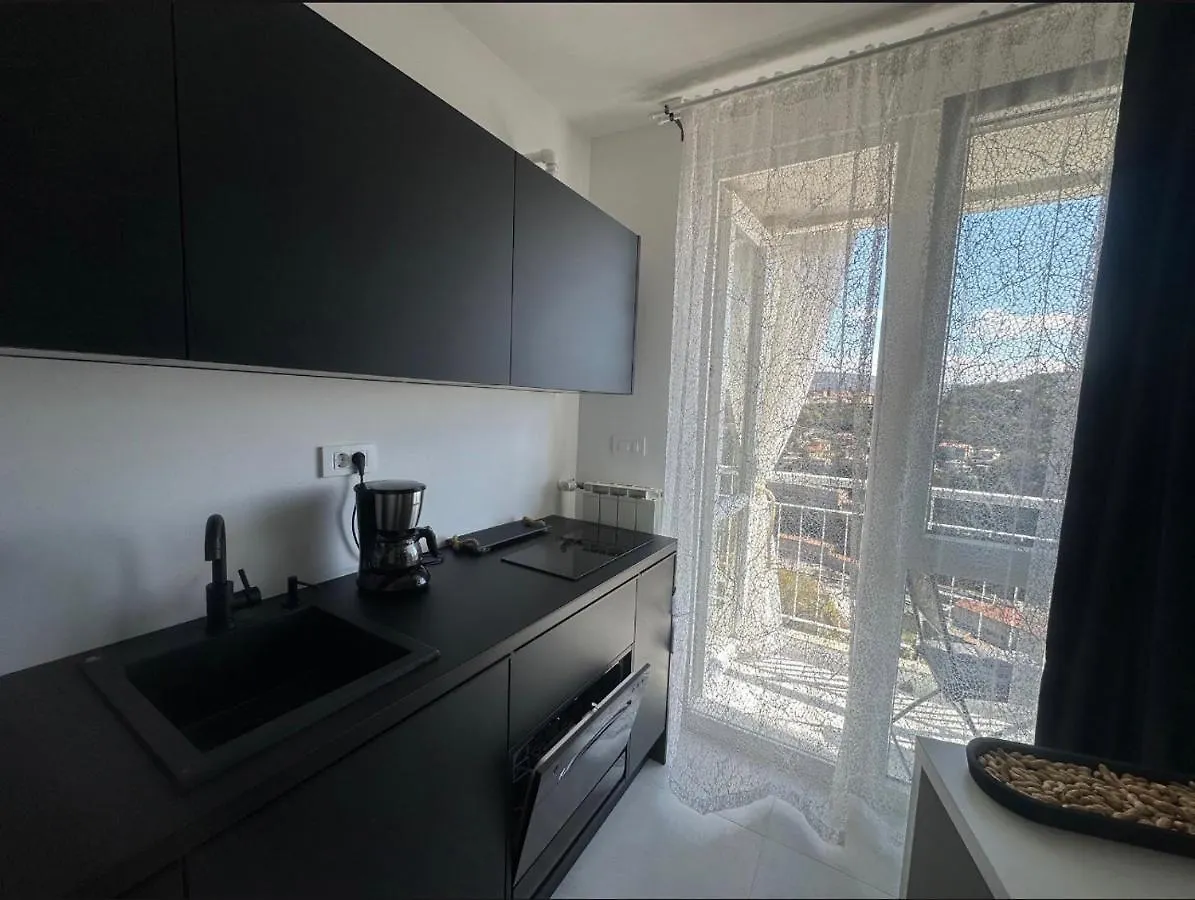 Apartment Fiorino Apartment-Studio With Balcony Rijeka