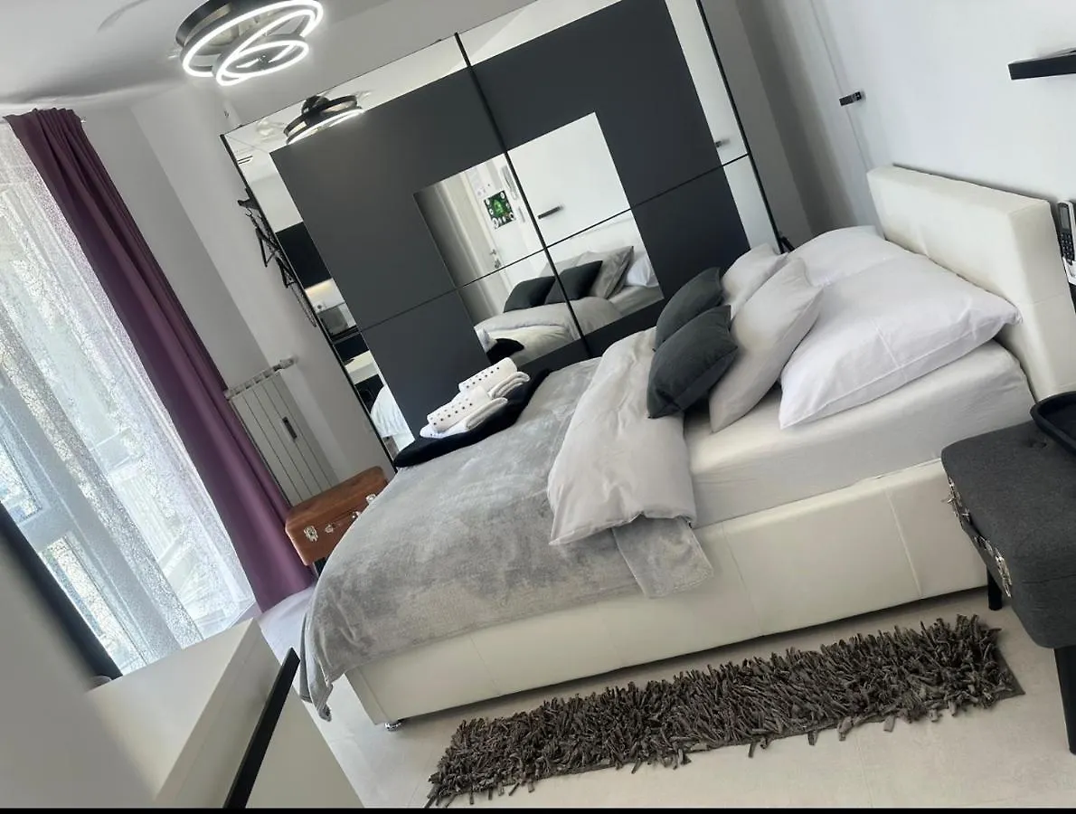 Fiorino Apartment-Studio With Balcony Rijeka Apartment